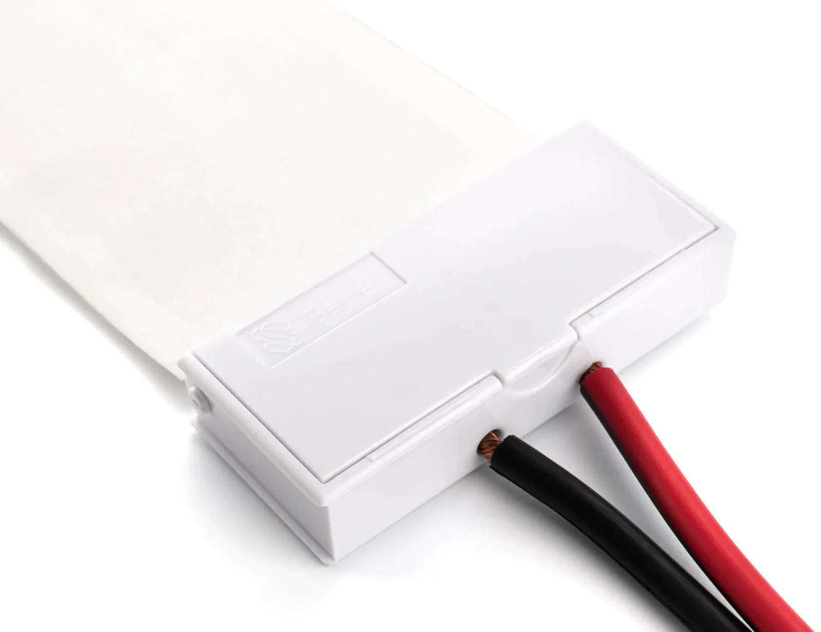 Ghost Wire 2.0 Flat Speaker Wire – Adhesive, Paintable, 16 AWG (2-Conductor) / 18 AWG (4-Conductor), White - Image 9